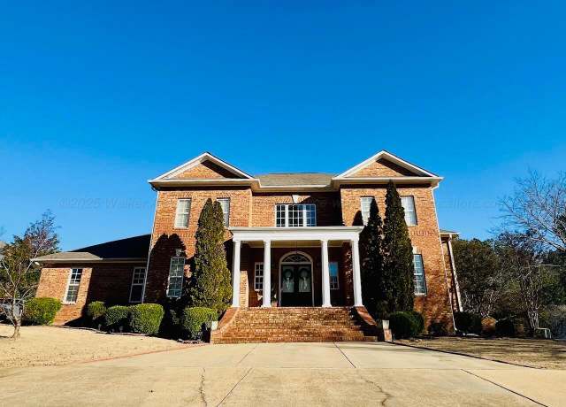 Property at 305 Chris Ln, Winfield, AL 35594, 5 beds, 3.5 baths
