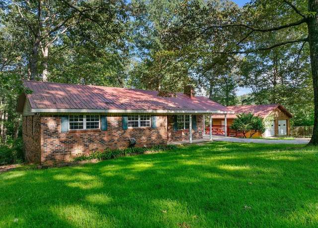 Property at 156 Barham Rd, Jasper, AL 35503, 3 beds, 2 baths