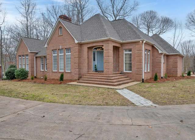 Property at 3602 Ashwood Dr, Jasper, AL 35504, 4 beds, 3 baths