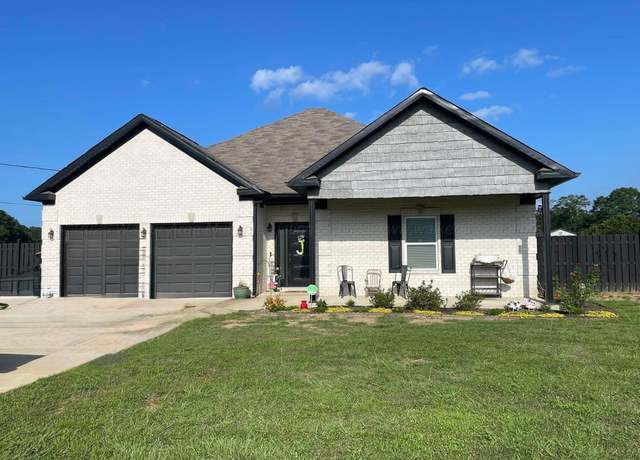 Property at 1951 Boldo Rd, Jasper, AL 35504, 4 beds, 2 baths
