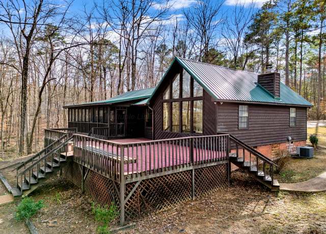 Property at 930 Harbor Trl, Jasper, AL 35504, 4 beds, 2.5 baths