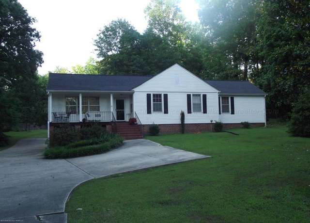 Property at 2701 N Airport Rd, Jasper, AL 35504, 4 beds, 3 baths