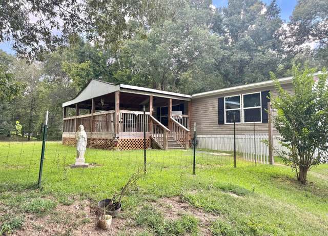 Property at 1953 Glover Rd, Dora, AL 35062, 4 beds, 2 baths