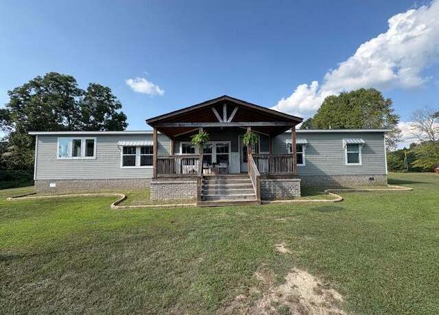 Property at 200 Marylee Rd, Cordova, AL 35550, 4 beds, 3 baths