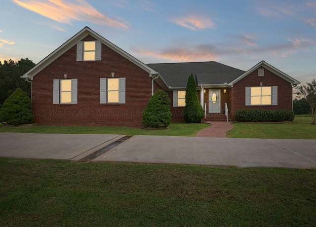 Property at 272 County Road 39, Arley, AL 35541, 5 beds, 3 baths