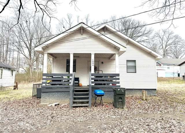Property at 1004 E St, Jasper, AL 35501, 2 beds, 1 bath