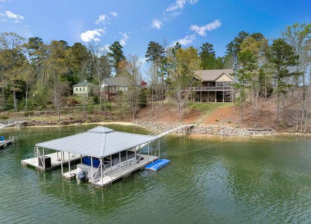 Property at 820 Lotawata Dr, Jasper, AL 35504, 6 beds, 4.5 baths
