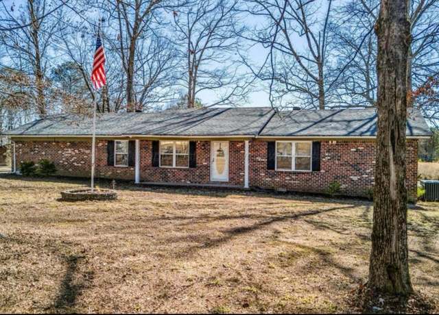 Property at 294 Riverside Dr, Hamilton, AL 35570, 3 beds, 2 baths