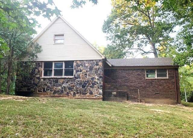 Photo of 958 Berryhill Rd, Hamilton, AL 35570