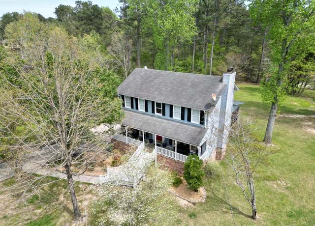 Property at 327 Co Rd 470, Haleyville, AL 35565, 3 beds, 3 baths