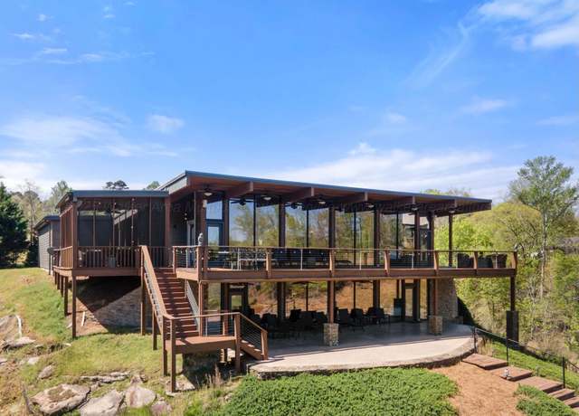 Property at 199 County Rd 113, Cullman, AL 35057, 5 beds, 4 baths