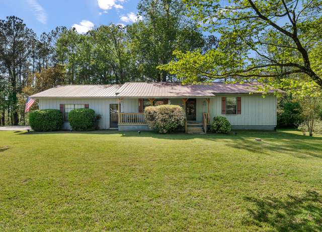 Property at 5128 Smith Lake Rd, Jasper, AL 35504, 2 beds, 2 baths