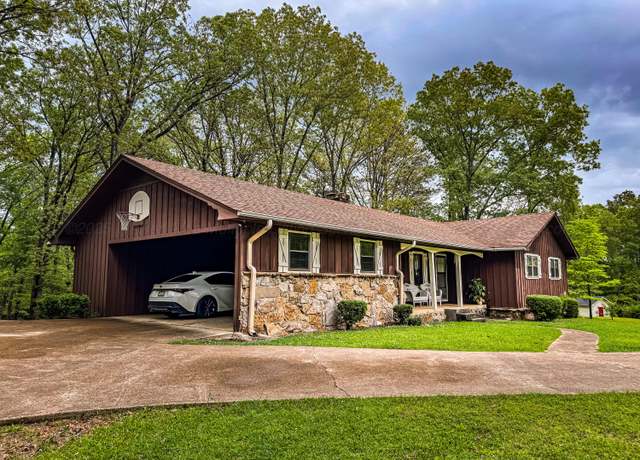 Property at 405 Meadow Lark Ln, Guin, AL 35563, 4 beds, 3.5 baths