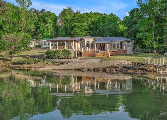 Property at 10 Davis Dr, Jasper, AL 35503, 7 beds, 4 baths