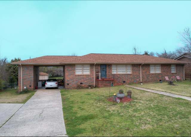 Property at 307 Amory Ave, Cordova, AL 35550, 3 beds, 2 baths