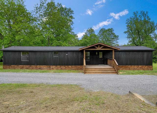 Property at 404 Dowdey Rd, Jasper, AL 35504, 3 beds, 2 baths