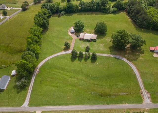 Property at 109 Richardson Rd, Jasper, AL 35504, 3 beds, 2 baths