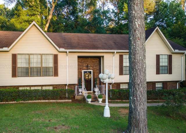 Property at 1925 Sharon Blvd, Dora, AL 35062, 3 beds, 2 baths