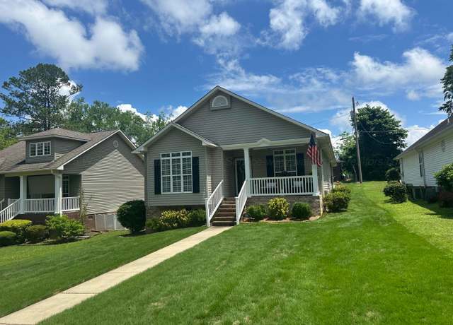 Property at 1806 7th Way East, Jasper, AL 35501, 3 beds, 2 baths