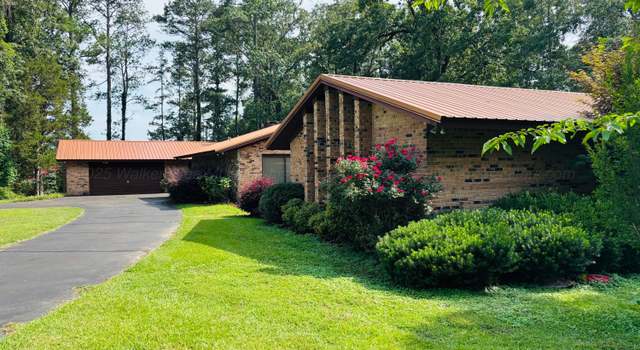 Photo of 117 NE 6th Ct, Vernon, AL 35592