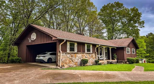 Photo of 405 Meadow Lark Ln, Guin, AL 35563