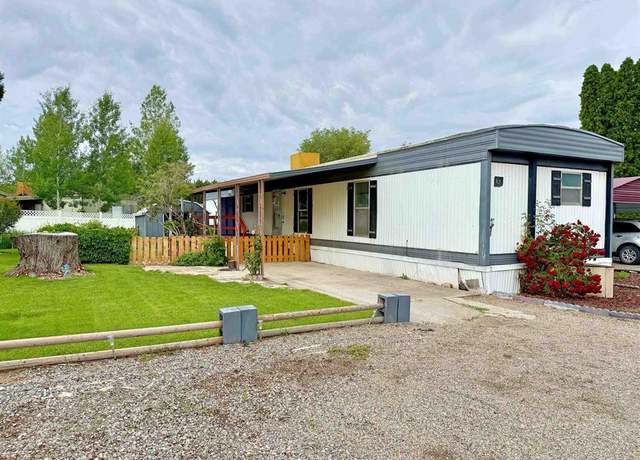 Property at 383 S Hillcrest Dr #62, Montrose, CO 81401, 2 beds, 2 baths