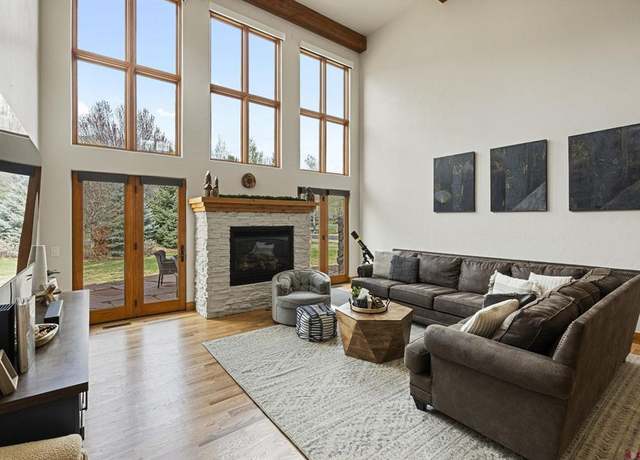 Property at 95 Turnberry Dr, Durango, CO 81301, 3 beds, 3.5 baths