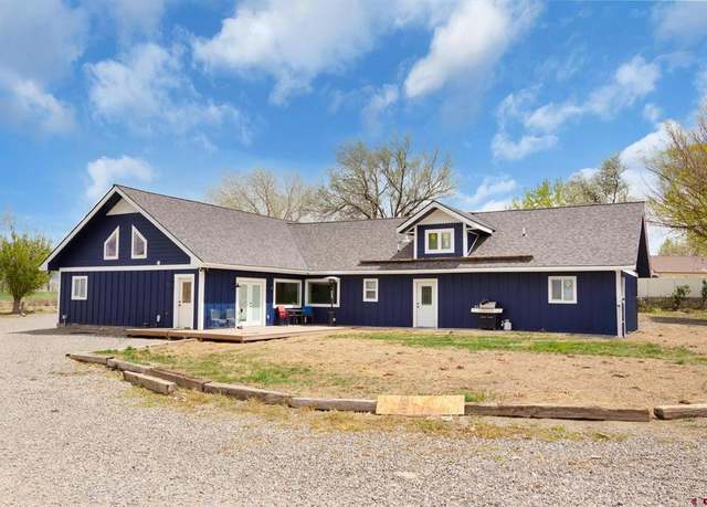 Property at 60977 Gunnison Rd, Montrose, CO 81401, 4 beds, 4 baths