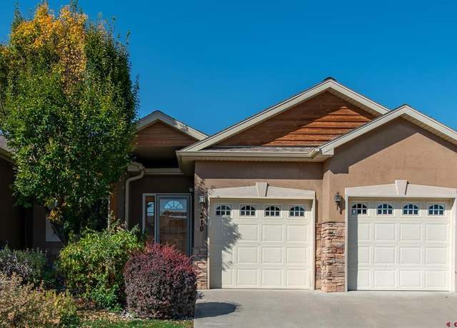 Property at 216 Crossroads Cir, Montrose, CO 81401, 2 beds, 2 baths