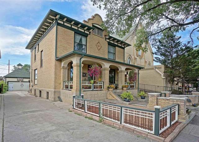 Property at 543 S 5th St, Montrose, CO 81401, 4 beds, 4.5 baths