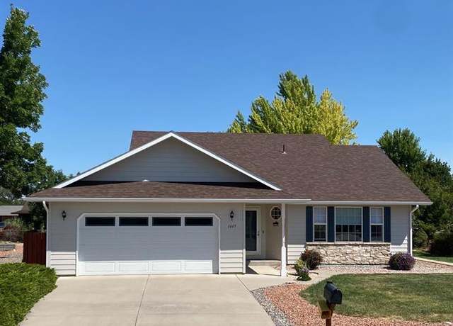 Property at 1665 Sneffels St, Montrose, CO 81401, 3 beds, 2 baths