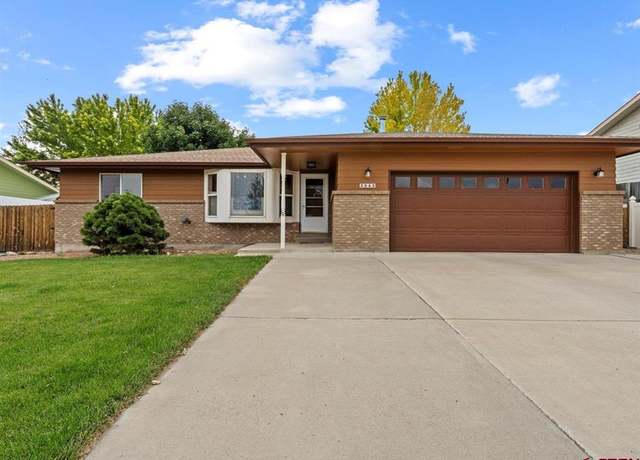 Property at 2043 James St, Montrose, CO 81401, 4 beds, 3 baths