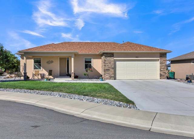 Property at 3512 Woodbridge Pl, Montrose, CO 81401, 3 beds, 2 baths