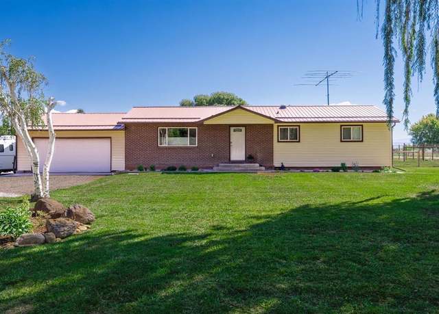 Property at 16574 6275 Rd, Montrose, CO 81403, 4 beds, 3 baths