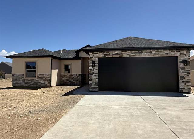 Property at 704 Carbonero Ave, Montrose, CO 81403, 3 beds, 2 baths