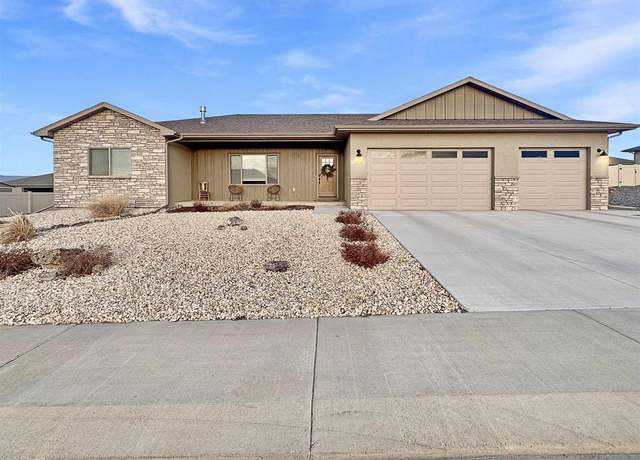 Property at 3539 Ridgeline Dr, Montrose, CO 81401, 4 beds, 2 baths