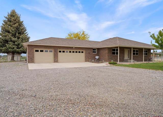Property at 61611 Monroe Rd, Montrose, CO 81403, 3 beds, 2.5 baths