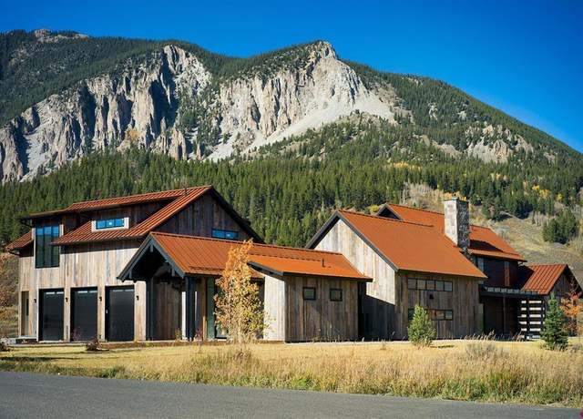 Property at 231 S Avion Dr, Crested Butte, CO 81224, 4 beds, 4.5 baths