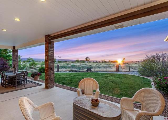 Property at 2809 Lost Creek Rd N, Montrose, CO 81401, 5 beds, 3 baths