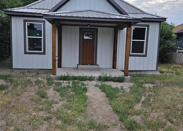 Property at 660 Oak St, Del Norte, CO 81132, 2 beds, 1 bath