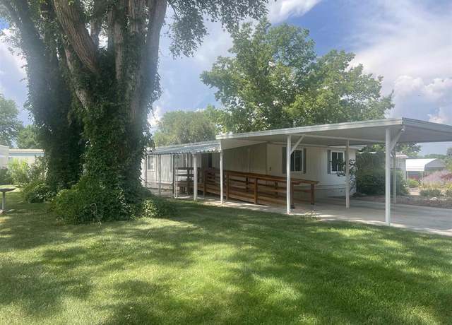 Property at 383 Hillcrest Dr #2, Montrose, CO 81401, 3 beds, 2 baths