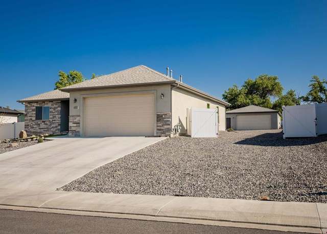 Property at 1721 Moonlight Dr, Montrose, CO 81401, 3 beds, 2 baths