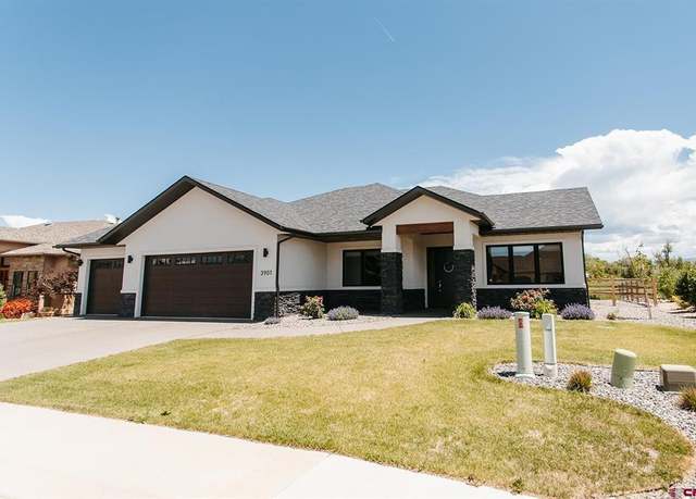 Property at 3901 Grand Mesa Dr, Montrose, CO 81403, 3 beds, 2.5 baths