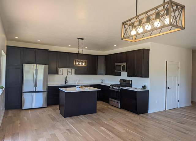 Property at 66 Hills Cir, Pagosa Springs, CO 81147, 3 beds, 2 baths