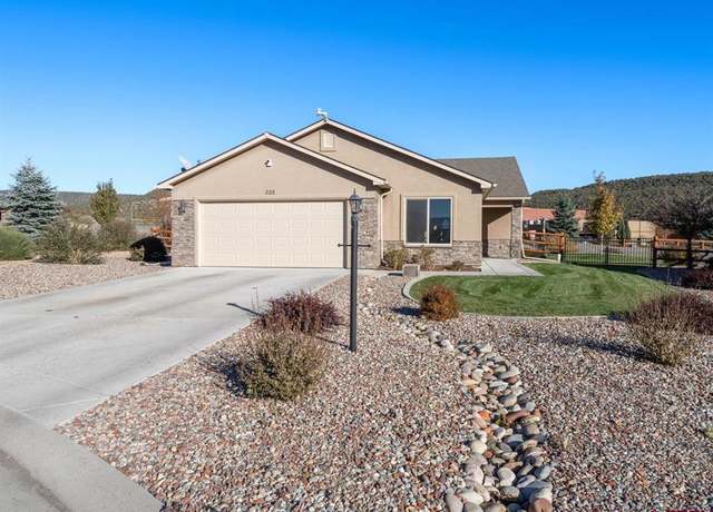 Property at 335 SE Cobblestone Ct, Cedaredge, CO 81413, 3 beds, 2 baths