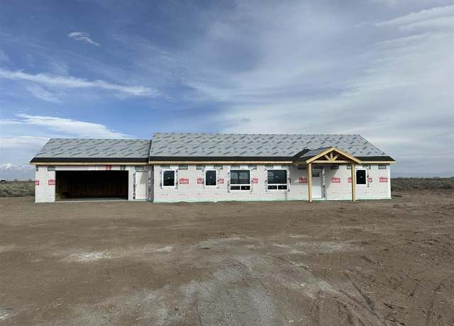 Property at 8714 Ridgetop Dr, Alamosa, CO 81101, 3 beds, 2 baths
