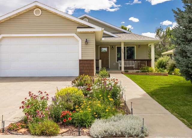 Property at 2786 Country Club Way, Montrose, CO 81401, 3 beds, 2 baths