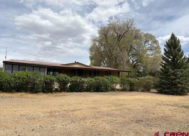 Property at 13330 6625 Rd, Montrose, CO 81401, 4 beds, 2 baths