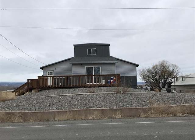 Property at 1265 6530 Rd, Montrose, CO 81401, 5 beds, 2.5 baths