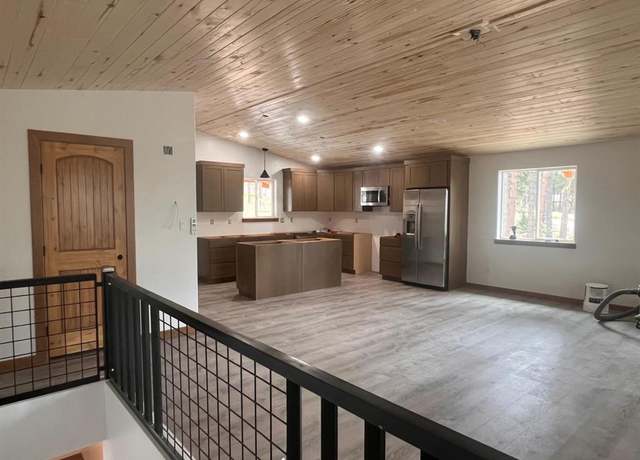 Property at 86 Spruce Way, Bayfield, CO 81122, 4 beds, 2.5 baths